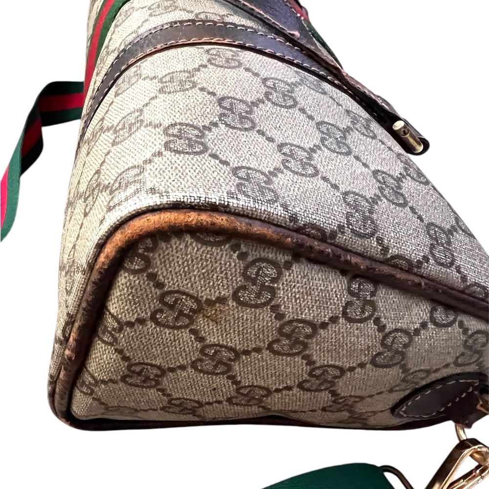 Gucci Beige GG Supreme Canvas Travel Duffle with Green-Red Stripe - Picture 12 of 13